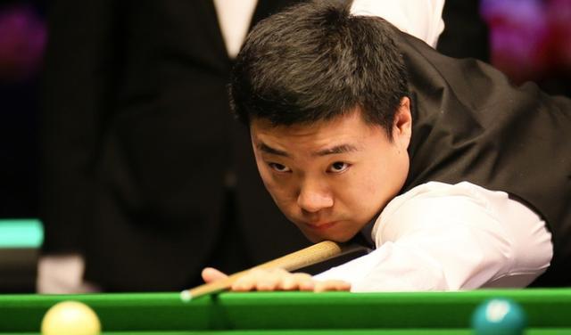 B费双响导演4-1大胜！曼联客场血洗垫底狼队，强势杀回前六