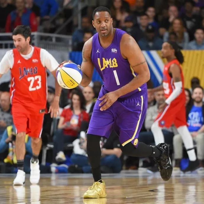 的对抗中 的对抗中