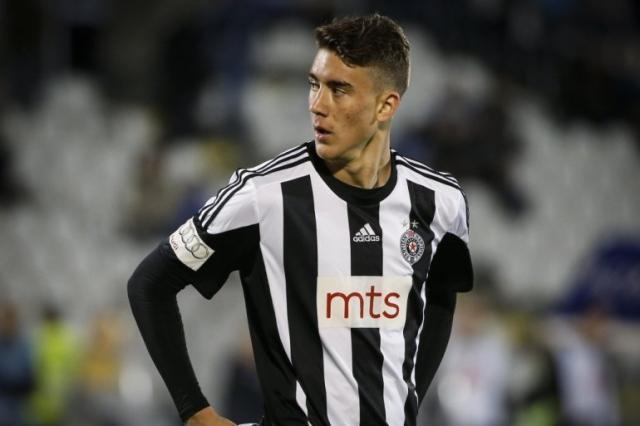 经与球队一 经与球队一