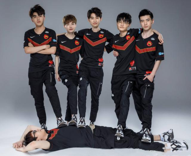 接下来与锦 接下来与锦